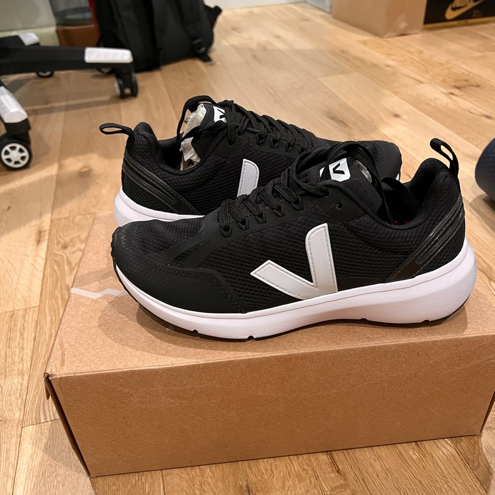 Veja Running Shoes Gem